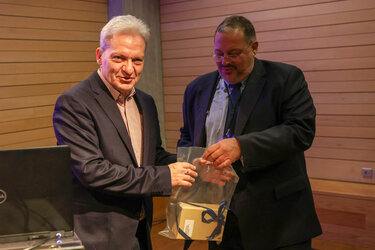 Δήμαρχος, Συμπόσιο