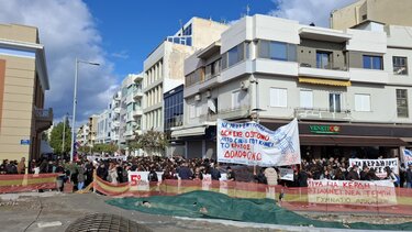 erga plateia eleytherias3