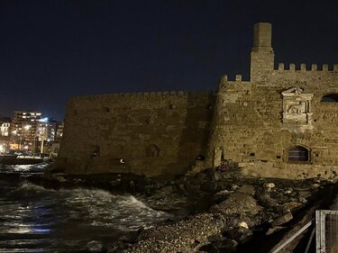 Κούλες, Παραλιακή λεωφόρος, Ηράκλειο