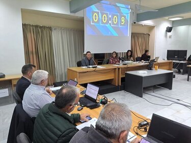 Μανώλης Μενεγάκης στο Δημοτικό Συμβούλιο: Δεν θα αφήσουμε να χαθούν τα χρήματα για τον Παραλιακό