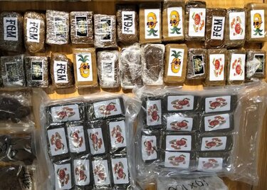  Γιος μεγαλογιατρού σε συμμορία που διακινούσε ροζ κοκαΐνη