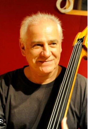 Δημήτρης Οικονομάκης