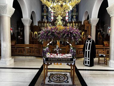 Επιτάφιος στην Παναγία Καμαριανή