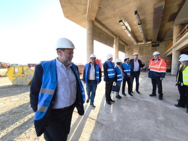 Νίκος Ταχιάος, Καστέλι