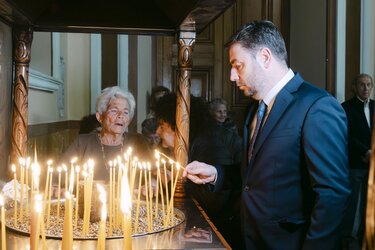 Στο Μητροπολιτικό Ναό του Αγίου Μηνά, ο Νίκος Ανδρουλάκης