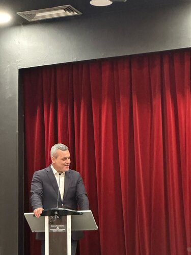 Χάρης Μαμουλάκης