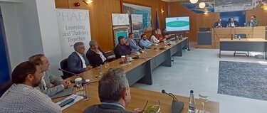 Δήμος Χερσονήσου, Πληρώνω όσο πετώ