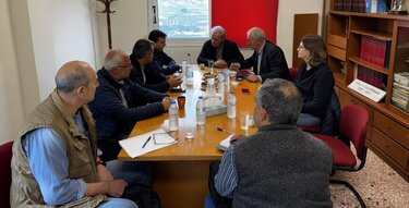 Βούτες, Σύσκεψη