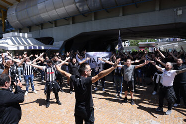 ΟΦΗ Μαρούσι συνθήματα