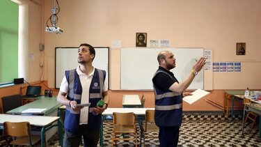 Έλεγχοι των ειδικών στα σχολικά συγκροτήματα