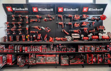 ΚΑΡΥΩΤΑΚΗΣ, Εγκαταστάσεις 