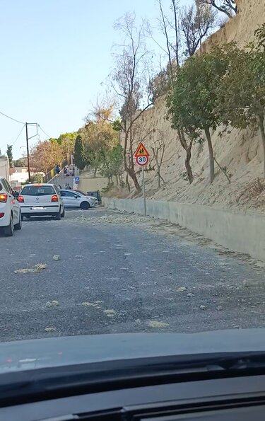 Κατολίσθηση, Δημοτικό Σχολείο