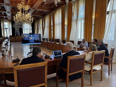 Λότζια, Σύσκεψη, ΒΟΑΚ