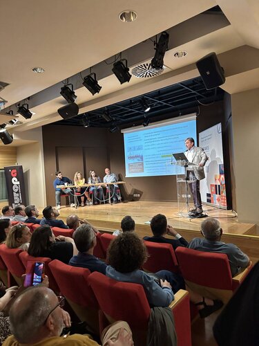 Πολιτικοί Μηχανικοί, Εκδήλωση, Οικισμοί