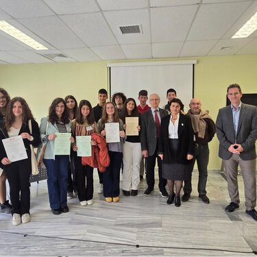 protypo lykeio irakleioy