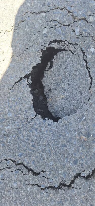 Λακκούβα πλατεία Σινάνη