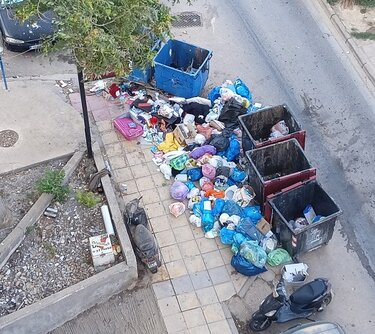 Σκουπίδια, Μίνωος