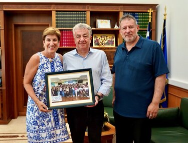 arnaoytakis krhtikoi