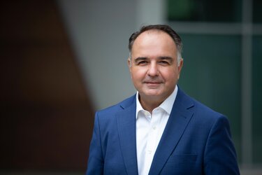 KPMG Βασίλης Καμινάρης