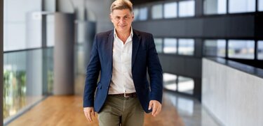 Νικόλας Φαραντούρης