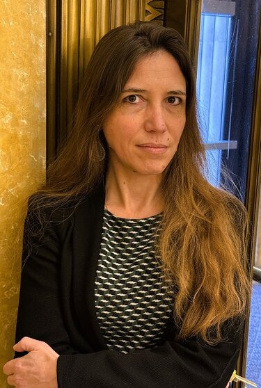 Έκθεση Εκατόμπολις, Καθηγήτρια Florence