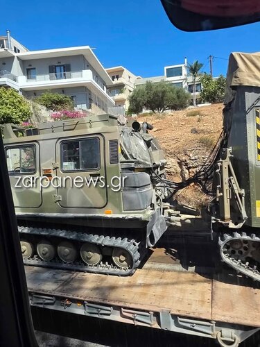 Χανιά: Άρματα μάχης στον δρόμο Βλητέ