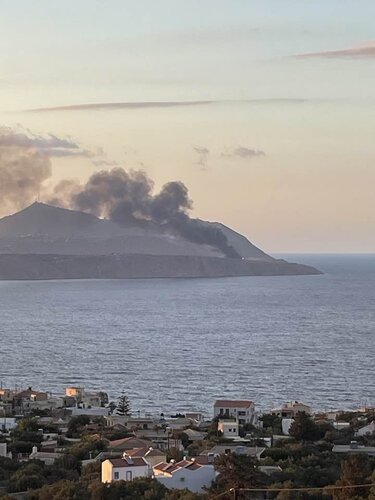 φωτιά στο ακρωτήρι