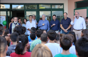 λειο: Με χαμόγελα η επιστροφή των μαθητών στα σχολεία - Πλούσιο φωτορεπόρταζ