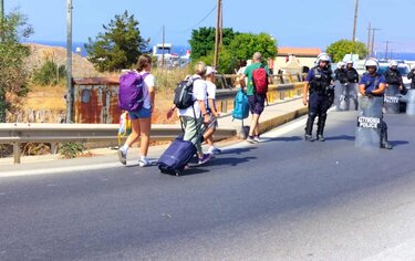 Τουρίστες, βαλίτσες