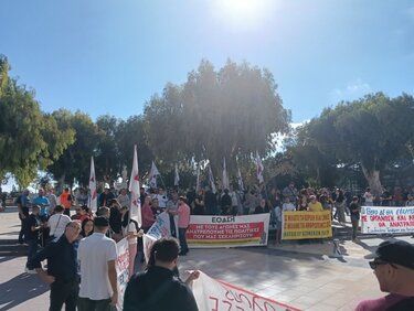 Ένωση Ιδιωτικών Υπαλλήλων: Η σημερινή πανελλαδική πανεργατική απεργία έστειλε το μήνυμα