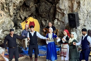 Με φόντο την παράδοση και την κρητική φιλοξενία η αυλαία του 2ο Φεστιβάλ Τεχνών και Πολιτισμού του Δ. Χερσονήσου