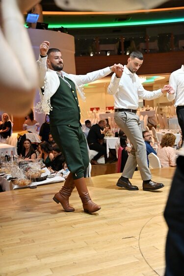 Γάμος, Αρχάνες