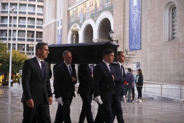 Σαββόπουλος, Προσκύνημα