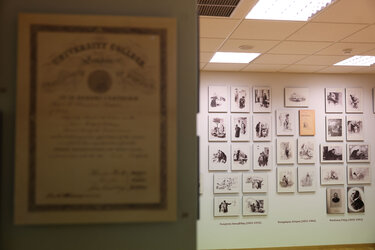 Έκθεση, Εγκαίνια