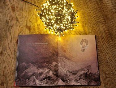 Συναισθήματα, Βιβλίο