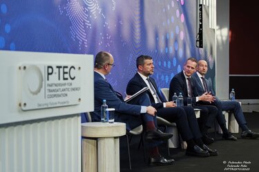 Μάνος Μανουσάκης, ΑΔΜΗΕ