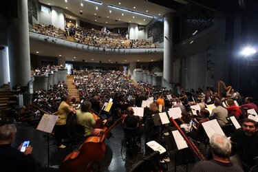 Μαθητές, Πολιτιστικό Συνεδριακό Κέντρο