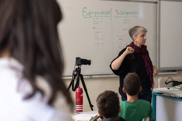 Φακός της Αλήθειας, Εκπαιδευτικό Πρόγραμμα
