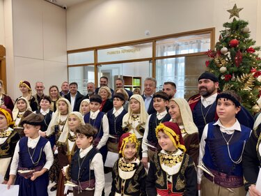 Κάλαντα, Πρωτοχρονιά, Περιφέρεια