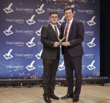 Όμιλος Καράτζη True Leader