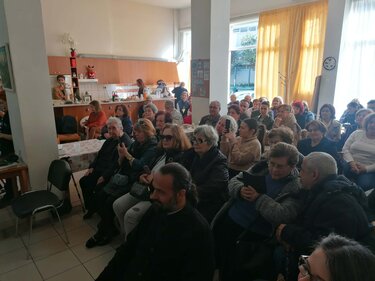 Σε "ζεστό" κλίμα η χριστουγεννιάτικη εκδήλωση στο ΚΕ.ΚΟΙ.Φ.-Α.Π.Η. Κατσαμπά