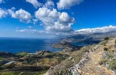 Ορειβατικός Αγίου Νικολάου, Πλακιάς