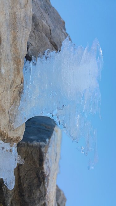 O χειμώνας υψώνει το δικό του θαύμα στον Ψηλορείτη! - Φωτογραφίες