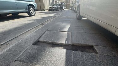 taxiarxou markopoulou2.a