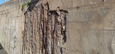 Τα προβλήματα στα τοιχία στήριξης της Λ. Καζαντζίδη παραμένουν