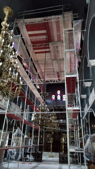 Εργασίες Μητρόπολη