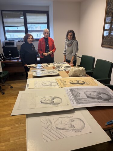 Δωρεά, Νέλλη Βαρβεράκη, Βικελαία Δημοτική Βιβλιοθήκη