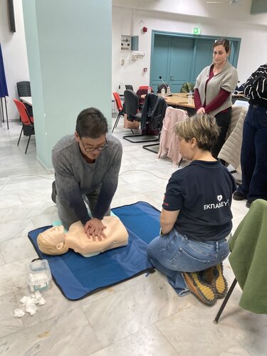 εκπαιδευτικές ενημερώσεις Πρώτων Βοηθειών 