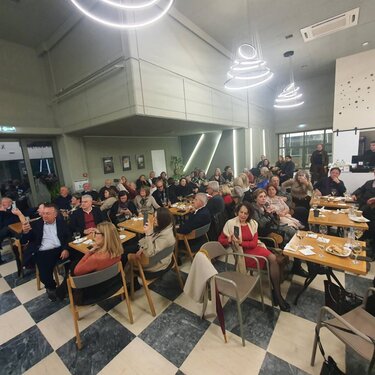 Κοπή πίτας συλλόγων φίλων πανεπιστημιου