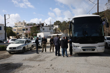 Μετανάστες, Καλοί Λιμένες